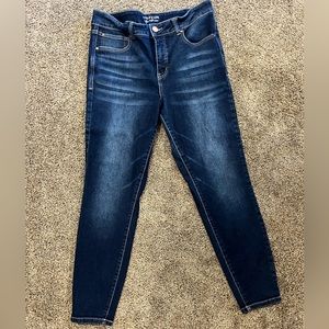 Maurices Everflex jeans, size 14